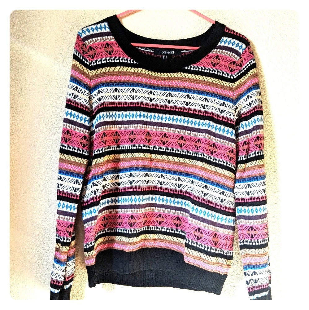 Colorful Light Patterned Sweater